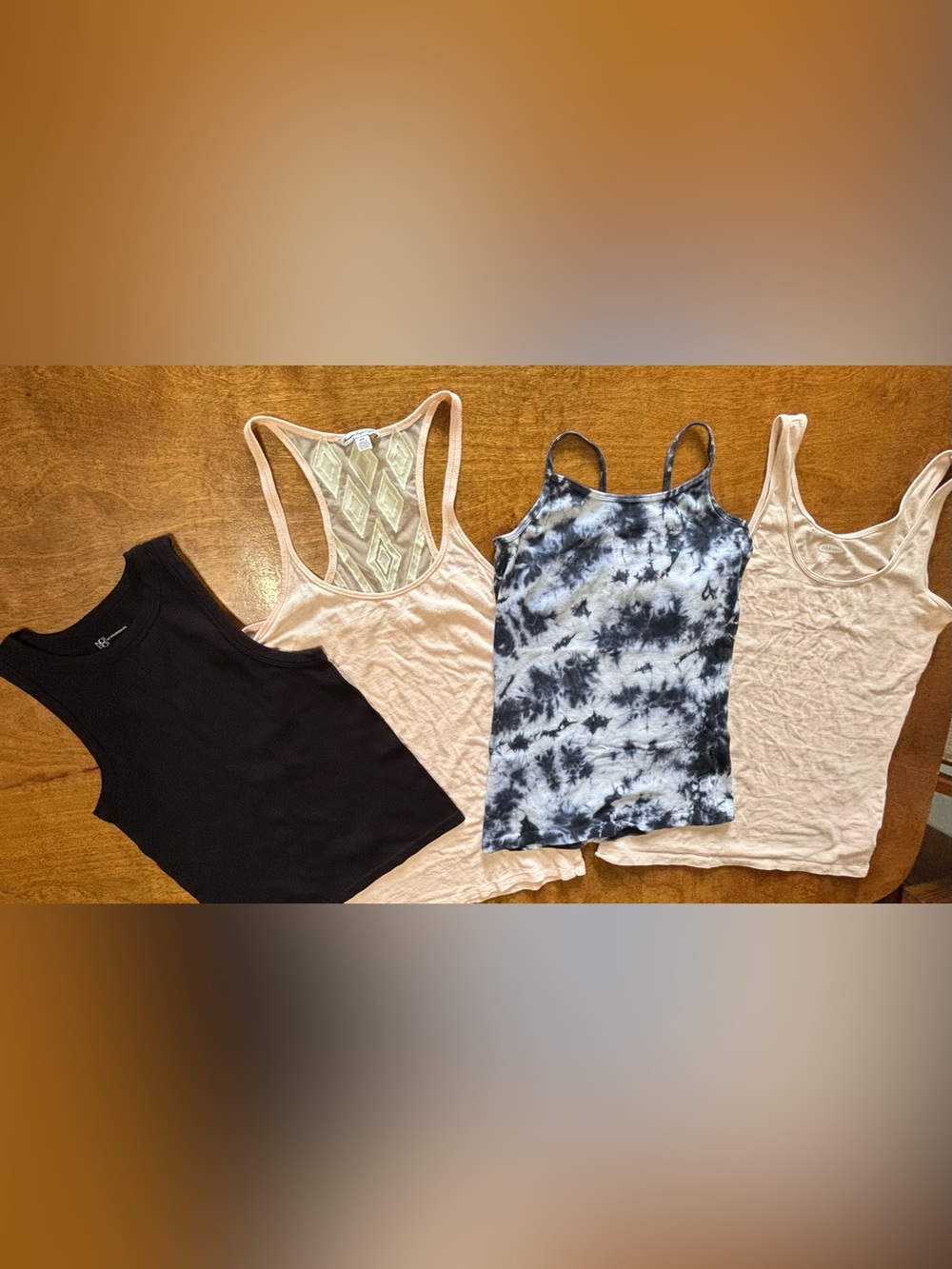 Women’s | Lot of 4 Tank Tops | Black, Pink, Navy & Beige Med. & Large EUC